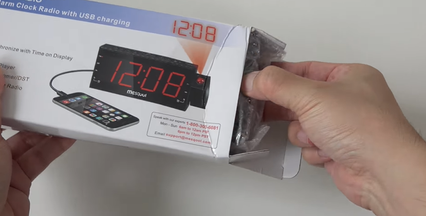 mesqool am fm digital dimmable projection alarm clock
